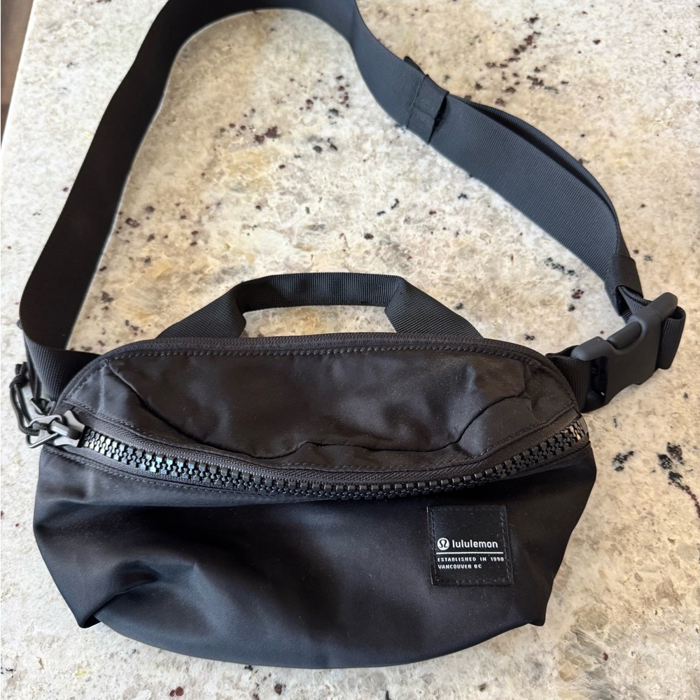lululemon athletica Black Belt Bag